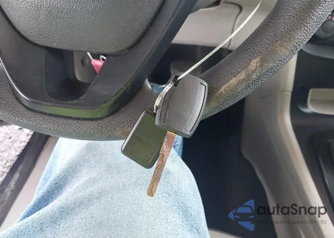 2013 Ford Fiesta S z USA, uszkodzony, nr VIN 3FADP4AJ4DM217992